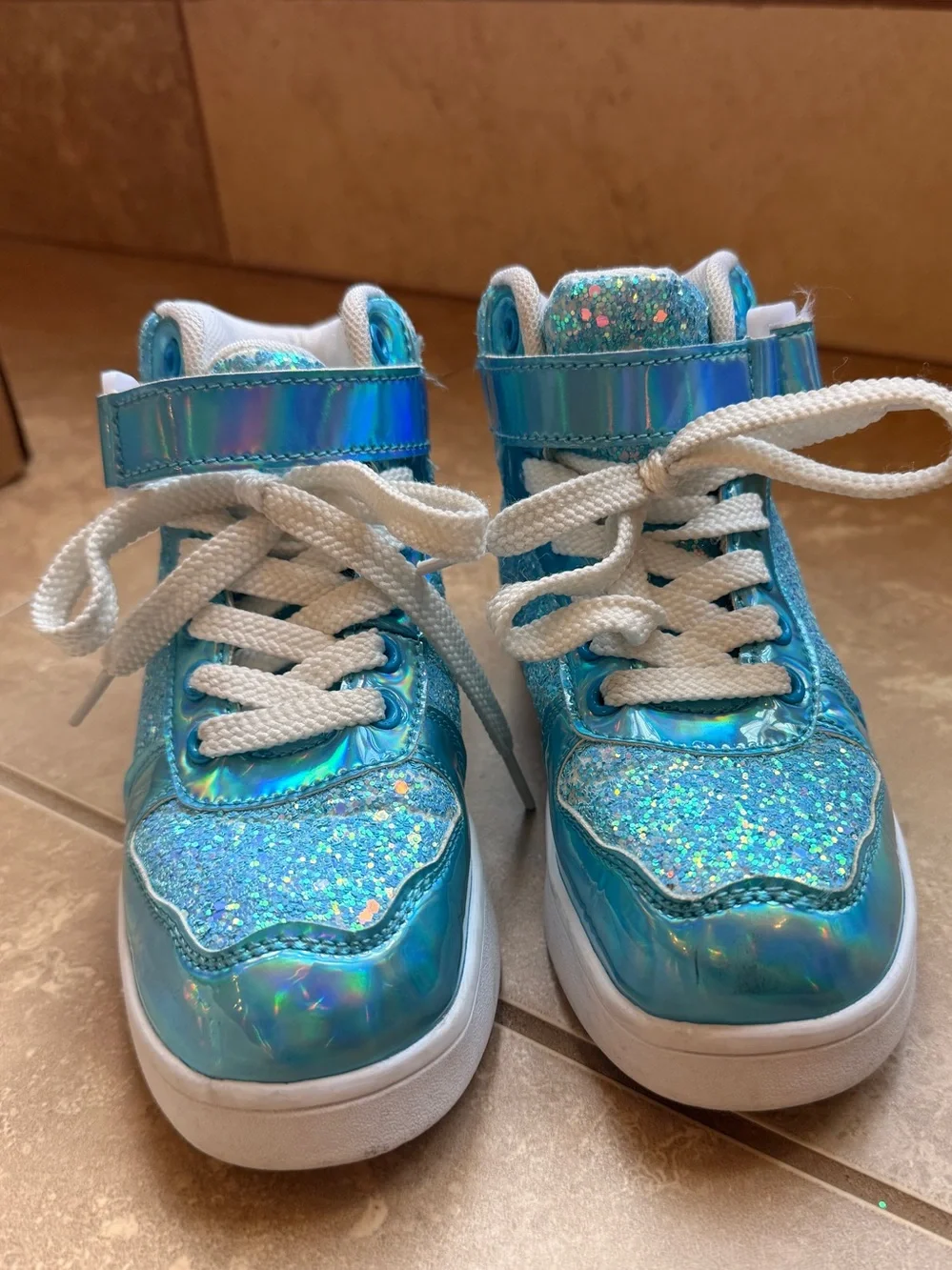 Wooowyet Glitter High‑Top Sneakers – Little Kid Size 1, Blue Sparkle, Excellent